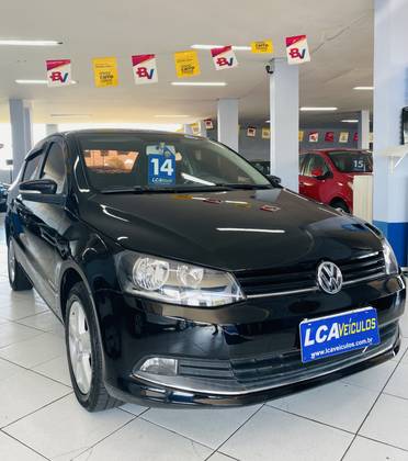 VOLKSWAGEN VOYAGE 1.6 MI HIGHLINE 8V FLEX 4P MANUAL VOLKSWAGEN VOYAGE 1.6 MI HIGHLINE 8V FLEX 4P MANUAL